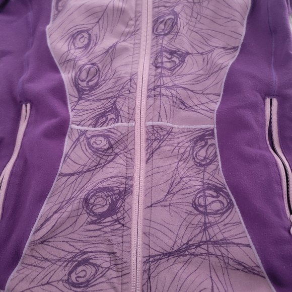 Lululemon forme jacket size 4 - Picture 2 of 4